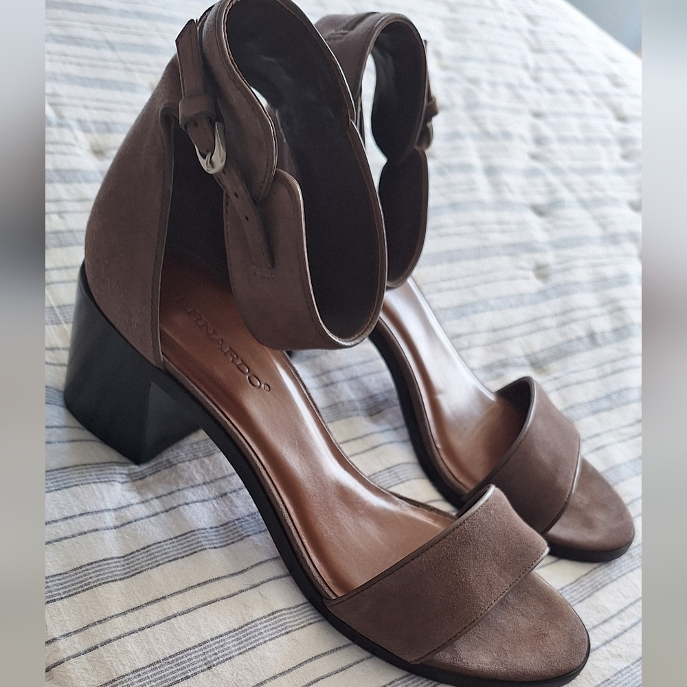 Bernardo Taupe Suede Block Heel Sandals Size 9